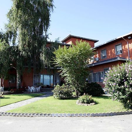 Hotel Ristorante Paladini Carisio ภายนอก รูปภาพ