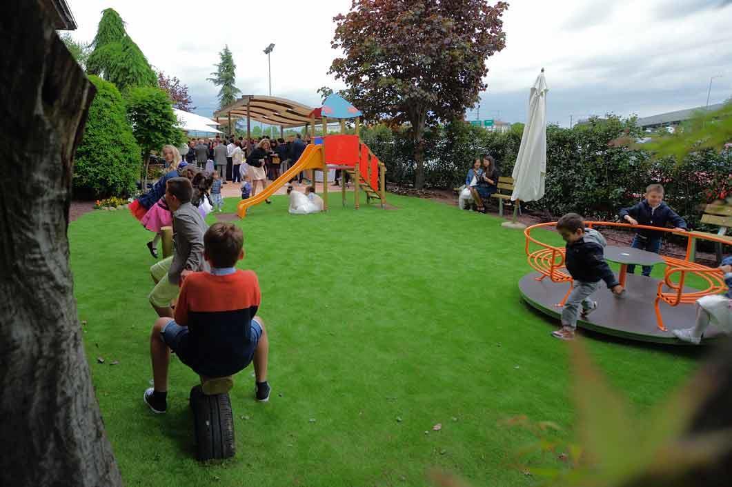 Hotel Ristorante Paladini Carisio ภายนอก รูปภาพ